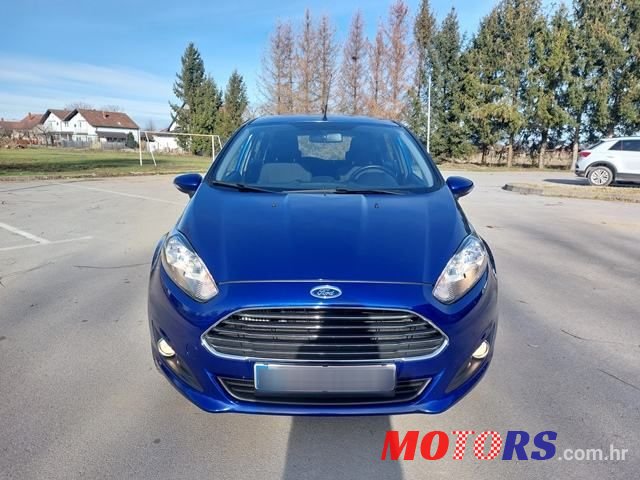 2015' Ford Fiesta photo #2