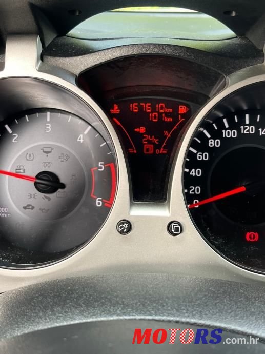 2016' Nissan Juke photo #5