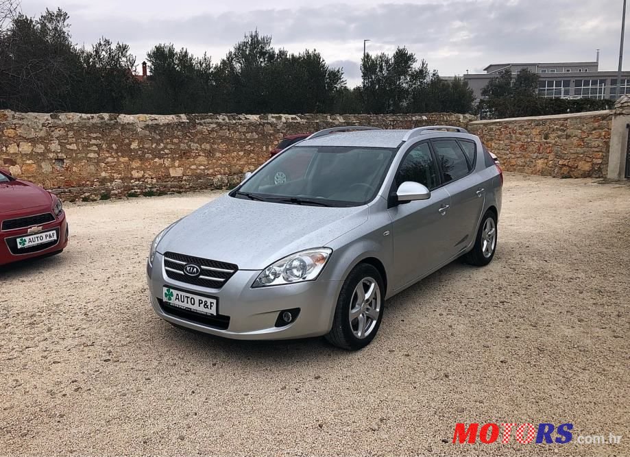 2008' Kia Ceed Sportswagon photo #1