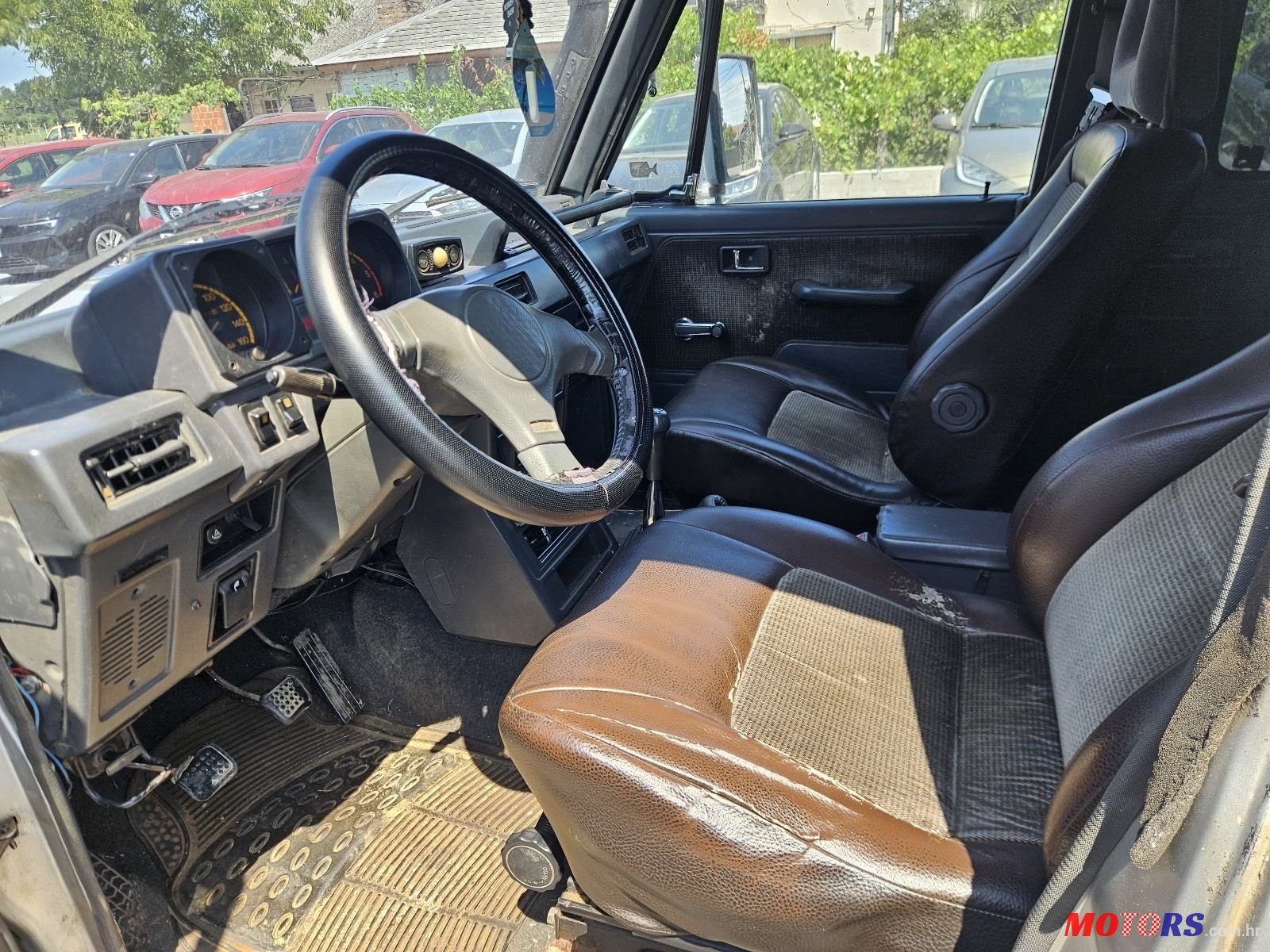 1990' Mitsubishi Pajero Mt 2,5 Td photo #5