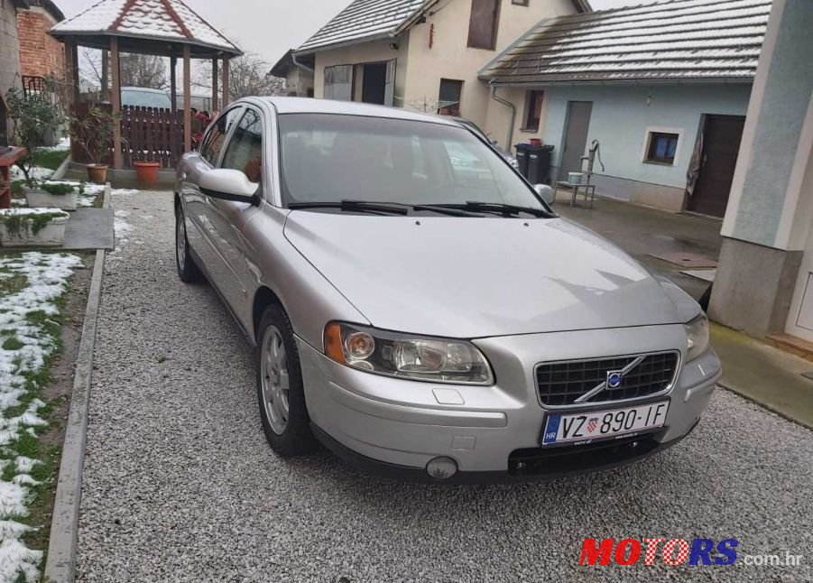 2005' Volvo S60 2,4 D photo #1