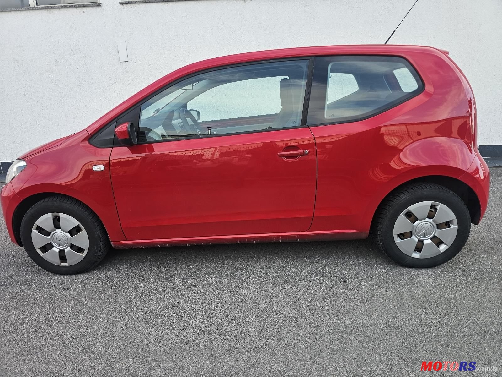2012' Volkswagen Up! photo #4