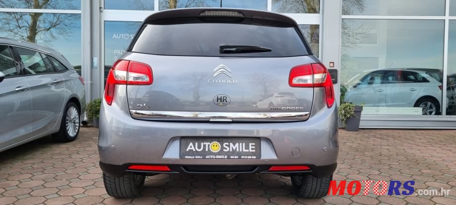 2014' Citroen C4 Aircross photo #6