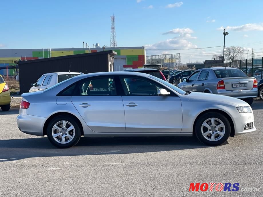 2011' Audi A4 2,0 Tdi photo #4