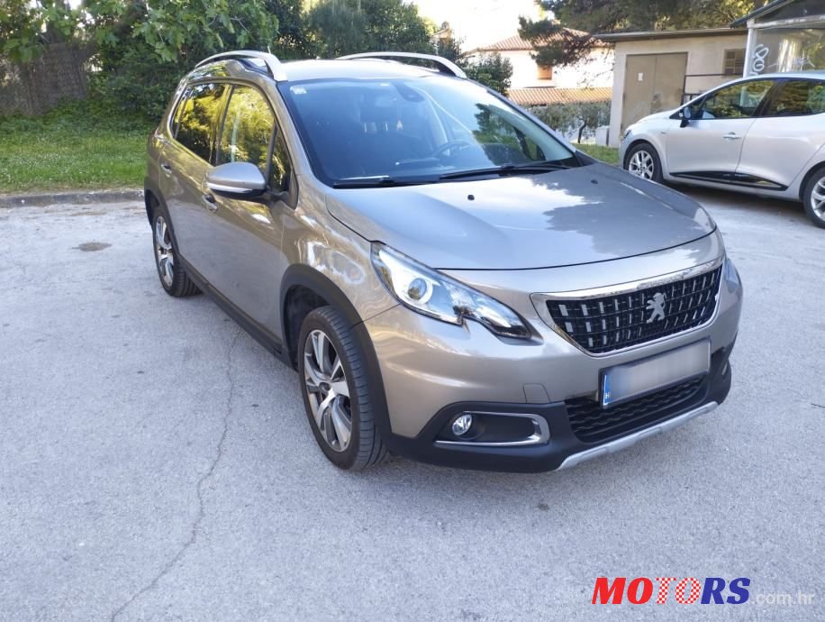 2016' Peugeot 2008 1,6 Bluehdi photo #1