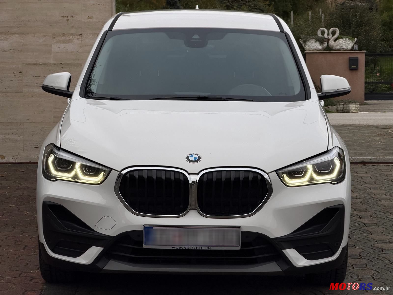 2020' BMW X1 Sdrive18D photo #2