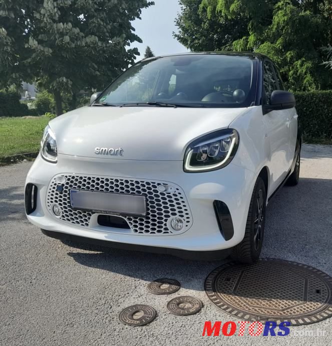 2021' Smart Forfour Eq photo #1