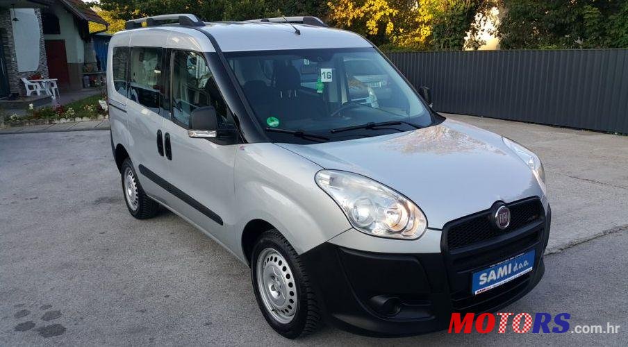 2011' Fiat Doblo 1,6 Multijet 16V photo #1