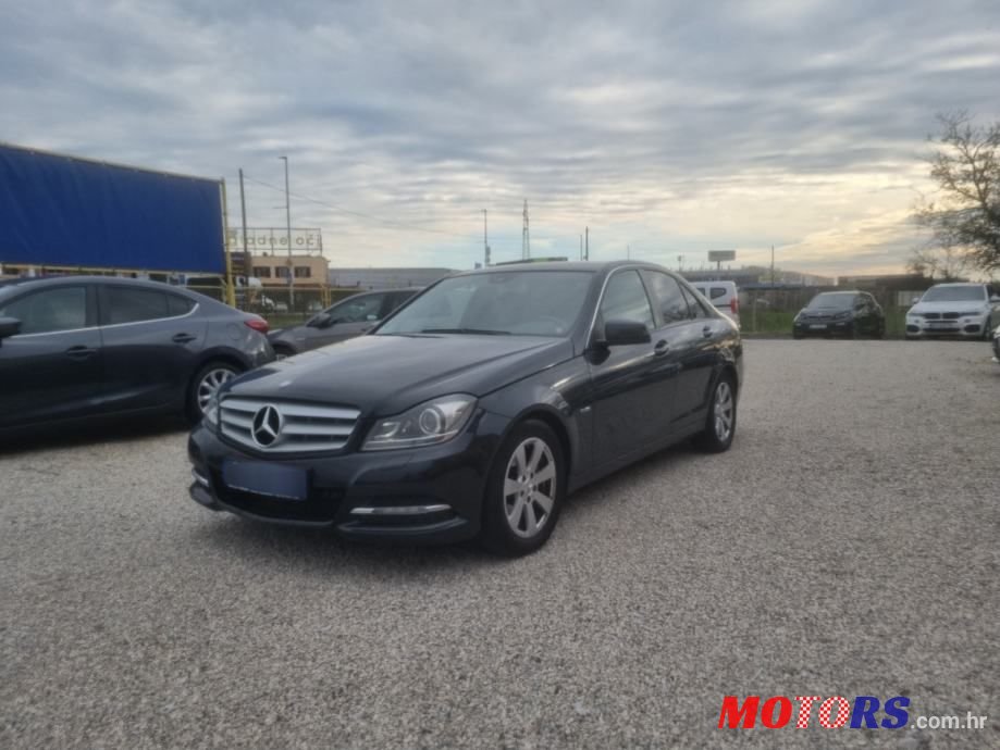 2012' Mercedes-Benz C-Klasa 200 Cdi photo #2