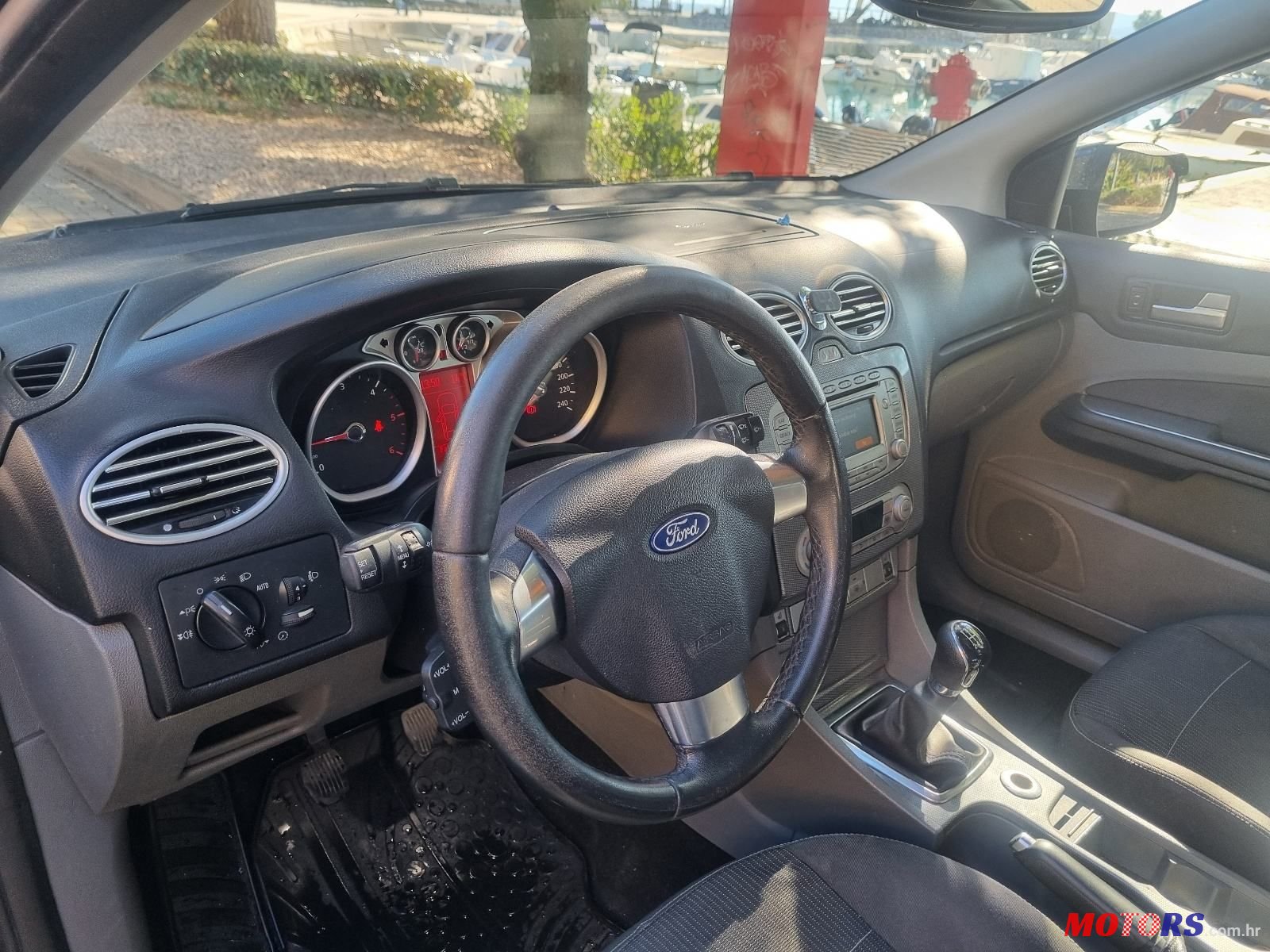 2008' Ford Focus Karavan photo #5