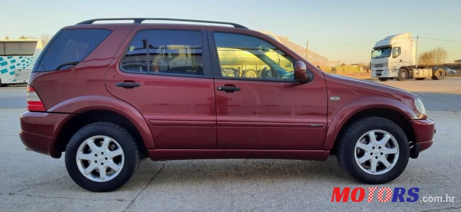2001' Mercedes-Benz Ml 430 Sport photo #5
