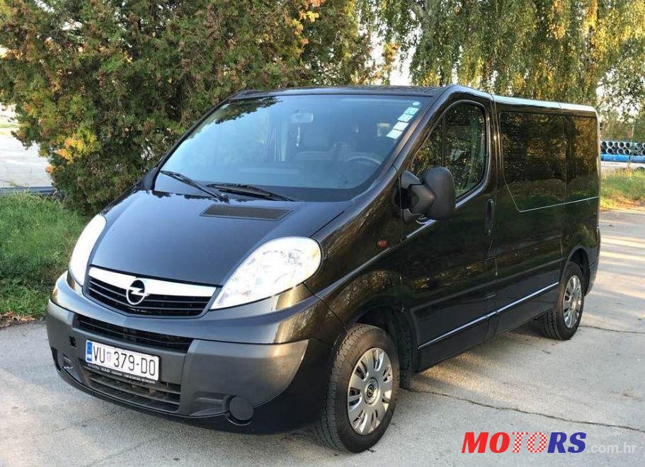 2010' Opel Vivaro 2.0 Cdti photo #1