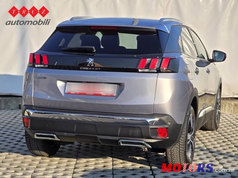 2021' Peugeot 3008 photo #3