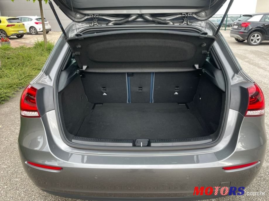 2020' Mercedes-Benz A-Klasa 180 D photo #5