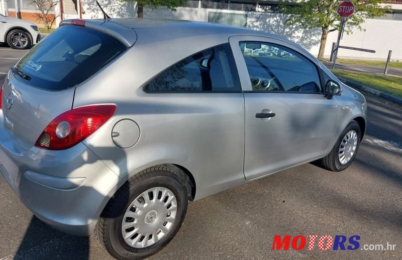 2010' Opel Corsa 1,2 16V photo #3