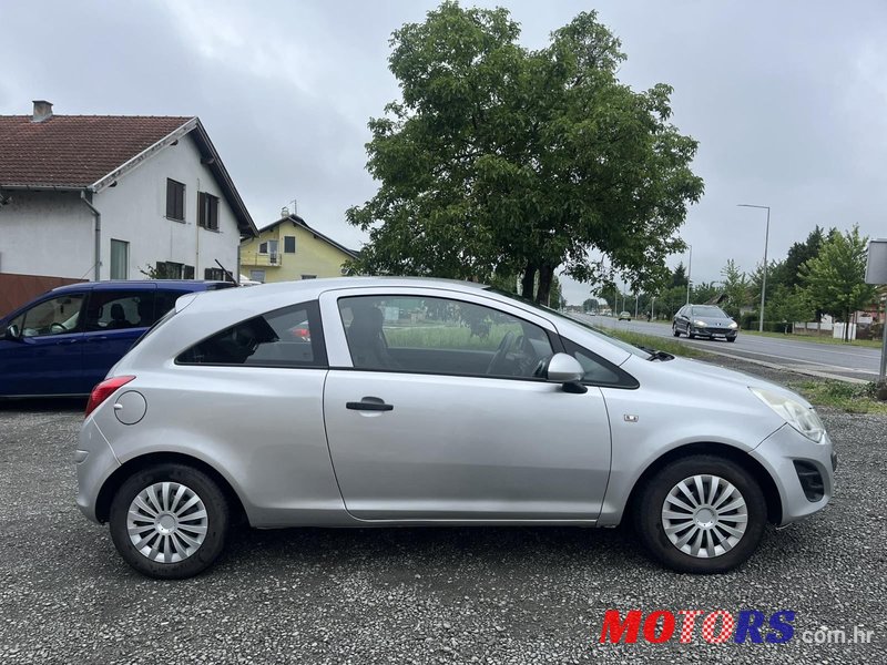 2011' Opel Corsa 1,3 Cdti photo #5