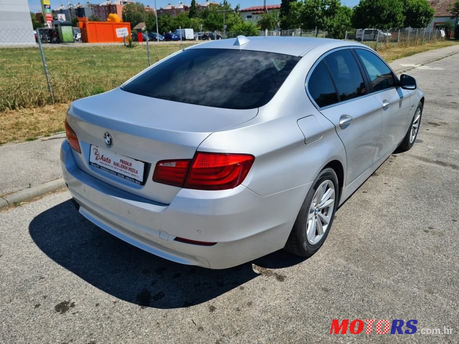 2011' BMW Serija 5 520D photo #6