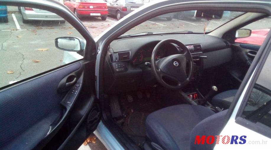 2002' Fiat Stilo 1,9 JTD photo #2