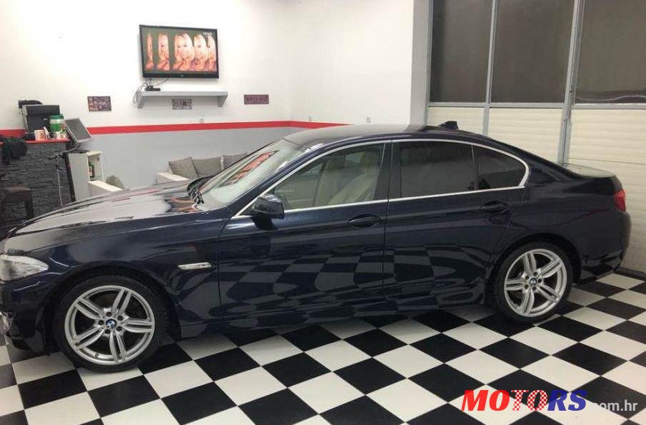 2011' BMW Serija 5 520D photo #2
