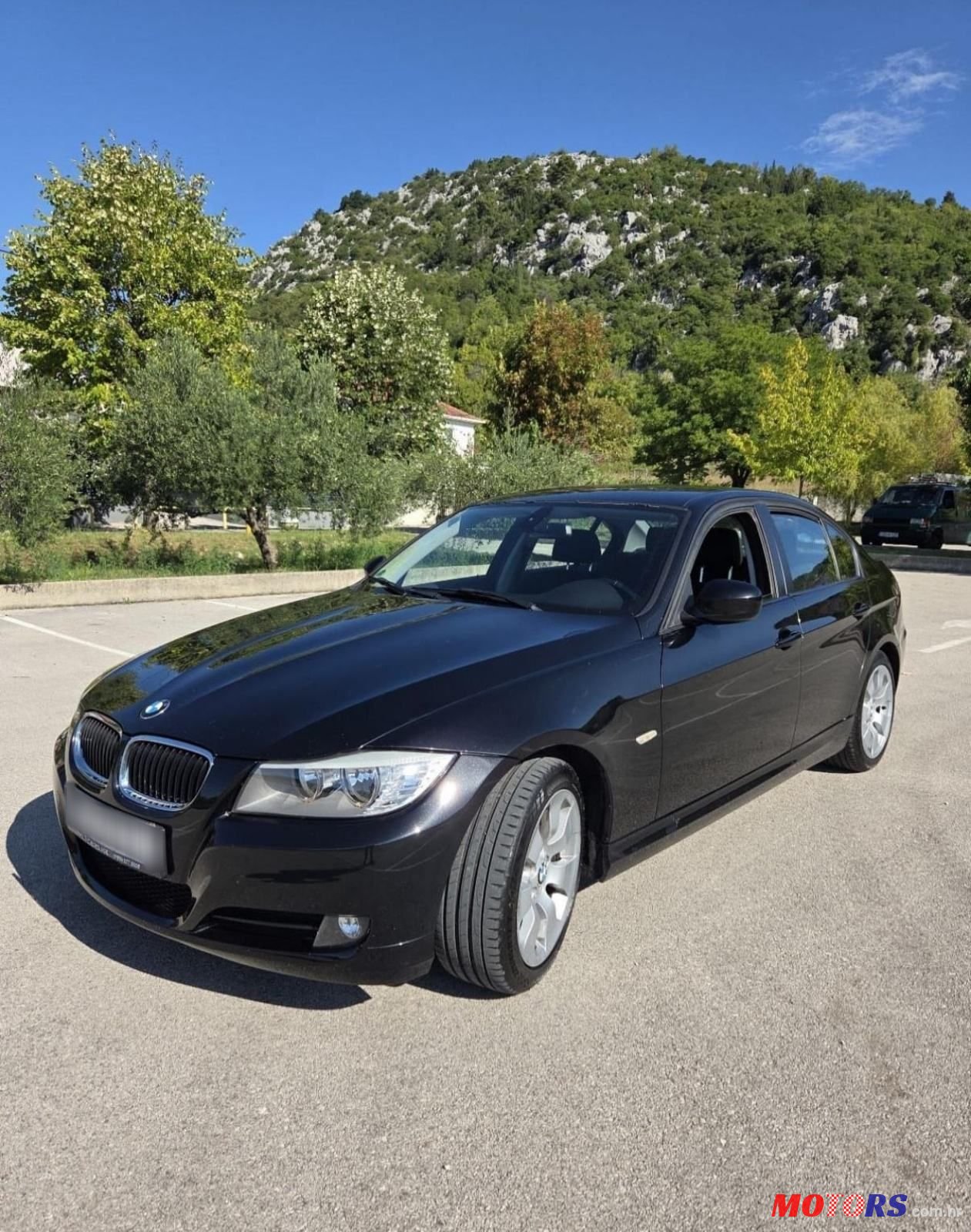 2012' BMW Serija 3 318D photo #3