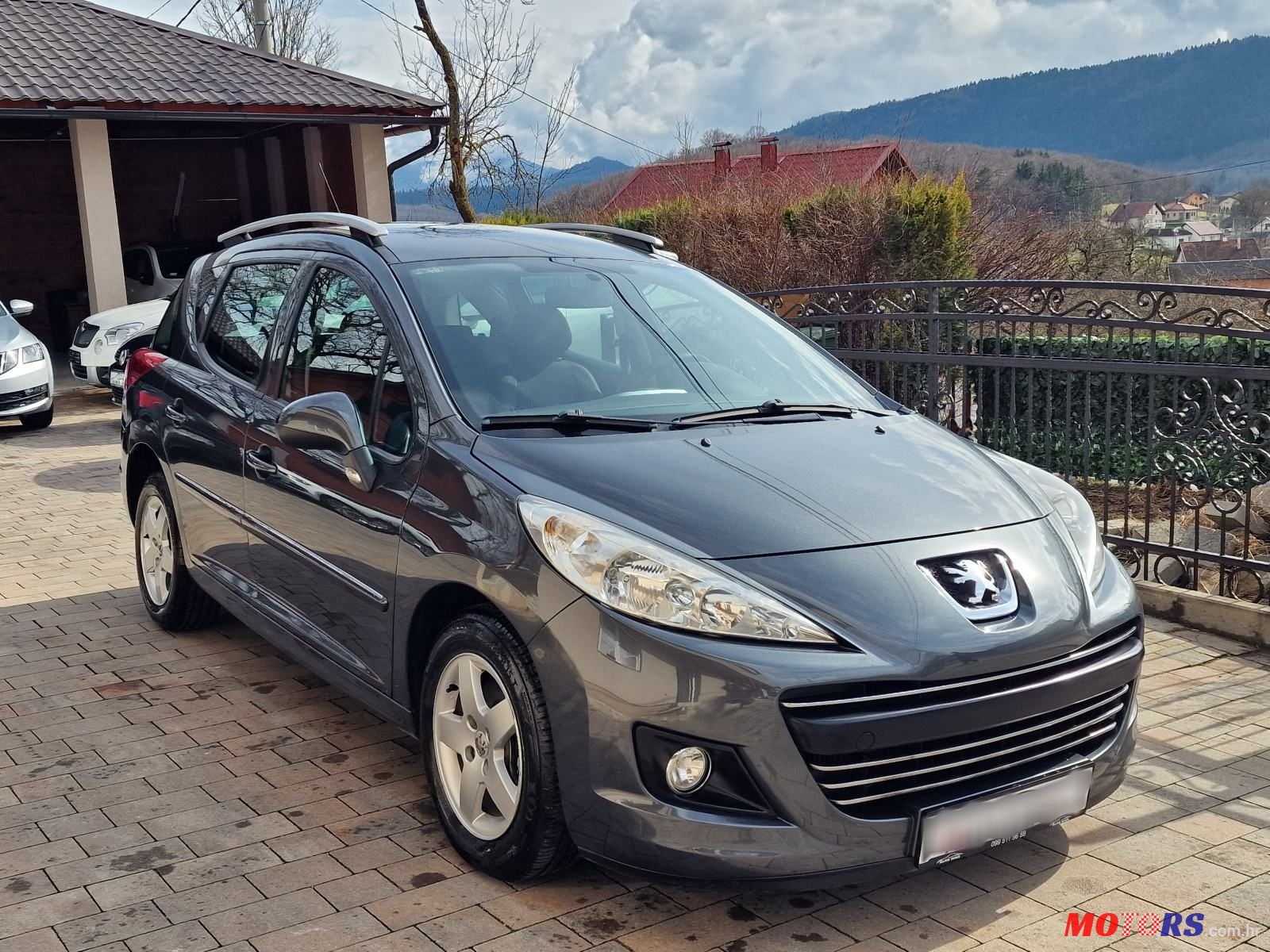 2010' Peugeot 207 Sw photo #2