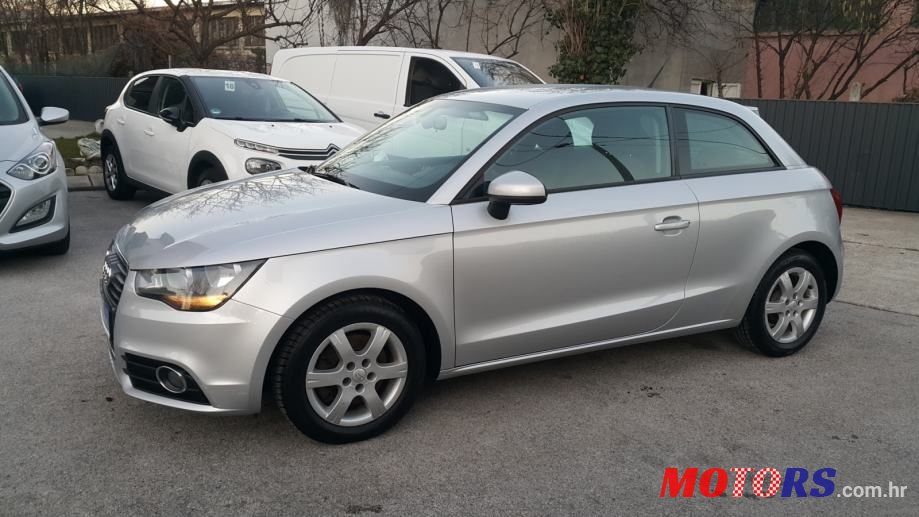 2011' Audi A1 1,6 Tdi photo #4