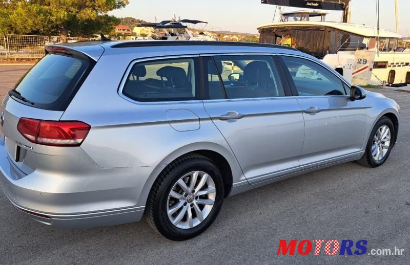 2015' Volkswagen Passat Variant photo #4