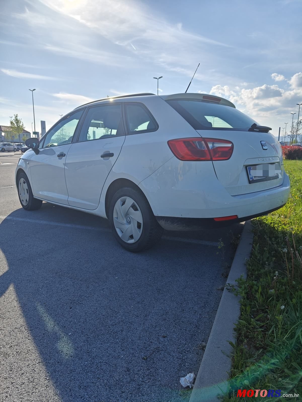 2012' SEAT Ibiza 1,2 Tdi photo #2