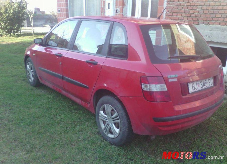 2002' Fiat Stilo 1,6 16V photo #1