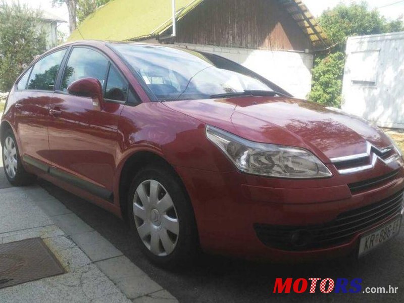 2006' Citroen C4 1,6 I 16V Sx photo #1