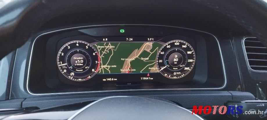 2017' Volkswagen Golf VII Tsi photo #6