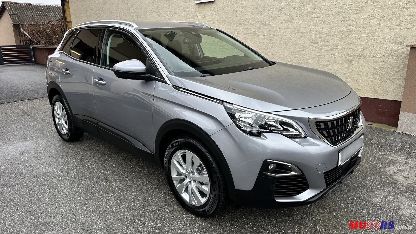 2018' Peugeot 3008 1,5 Bluehdi photo #1