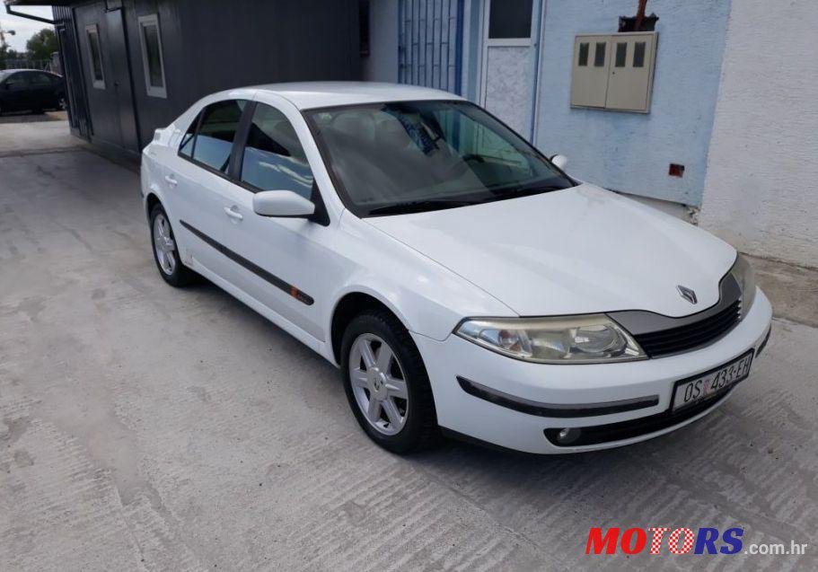 2004' Renault Laguna 2,0 16V photo #2