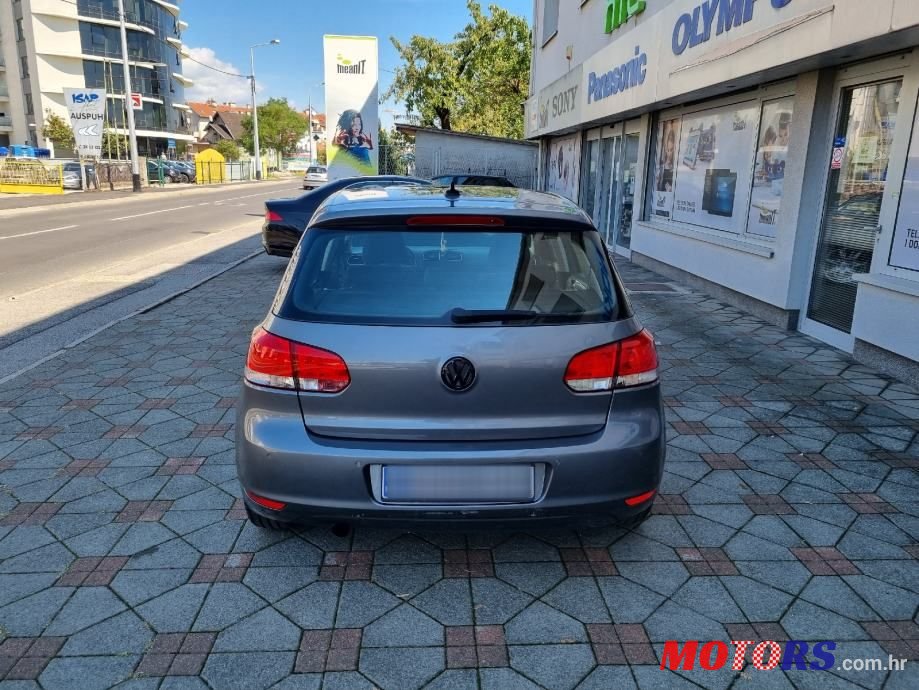 2011' Volkswagen Golf 6 1,6 Tdi photo #5