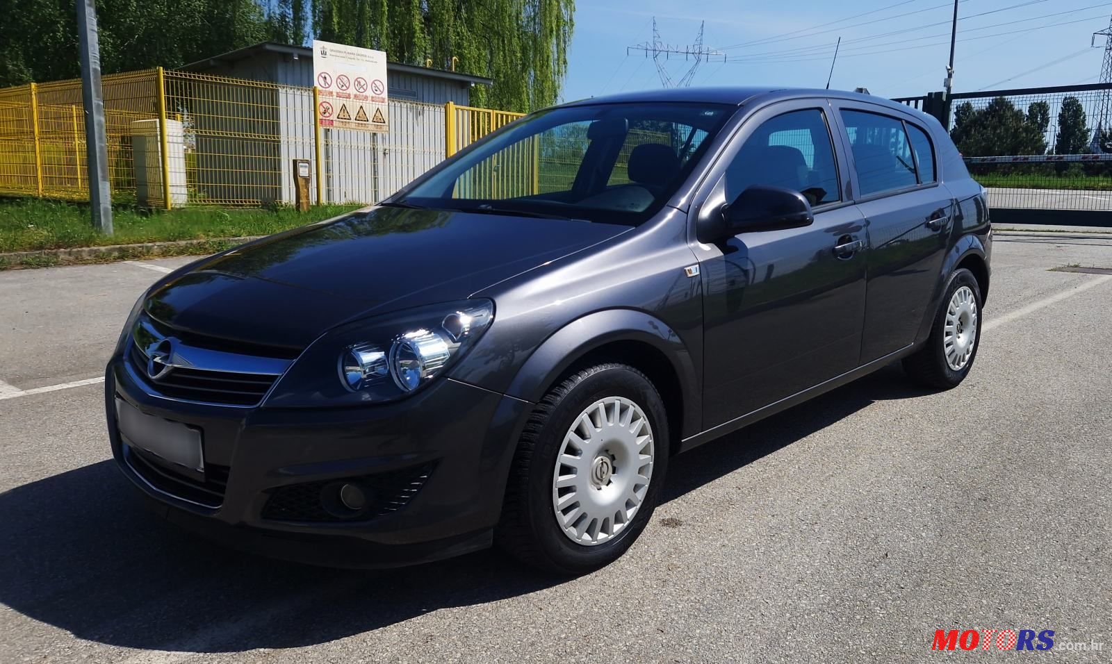 2010' Opel Astra 1,4 photo #1