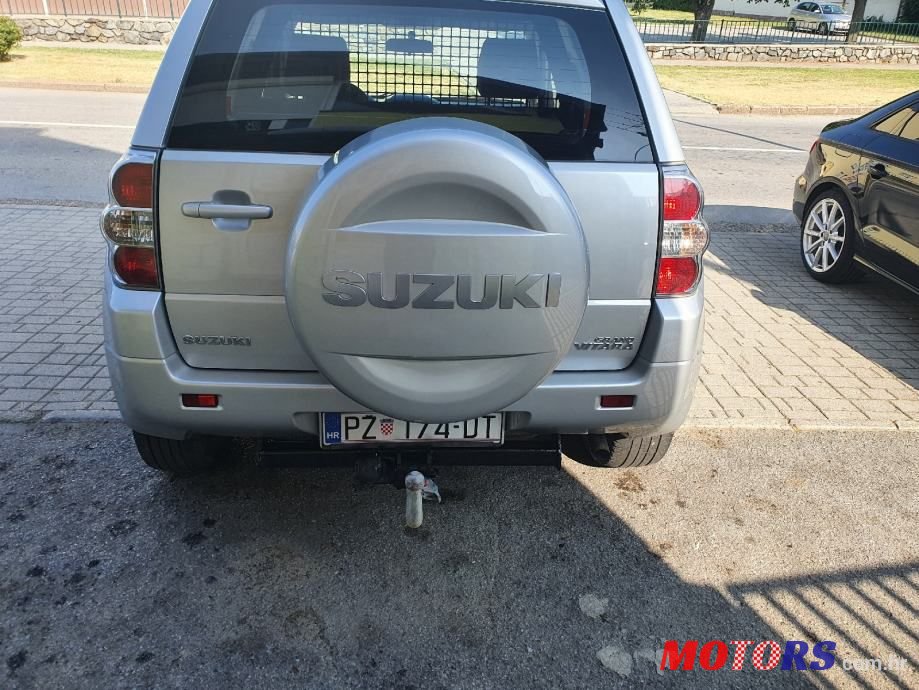 2010' Suzuki Grand Vitara 1,9 photo #5