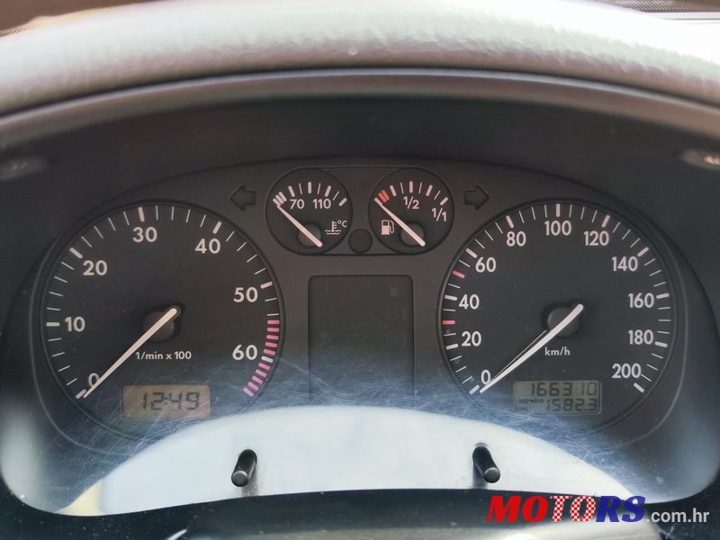 1998' Volkswagen Polo 1.4 Plus photo #6