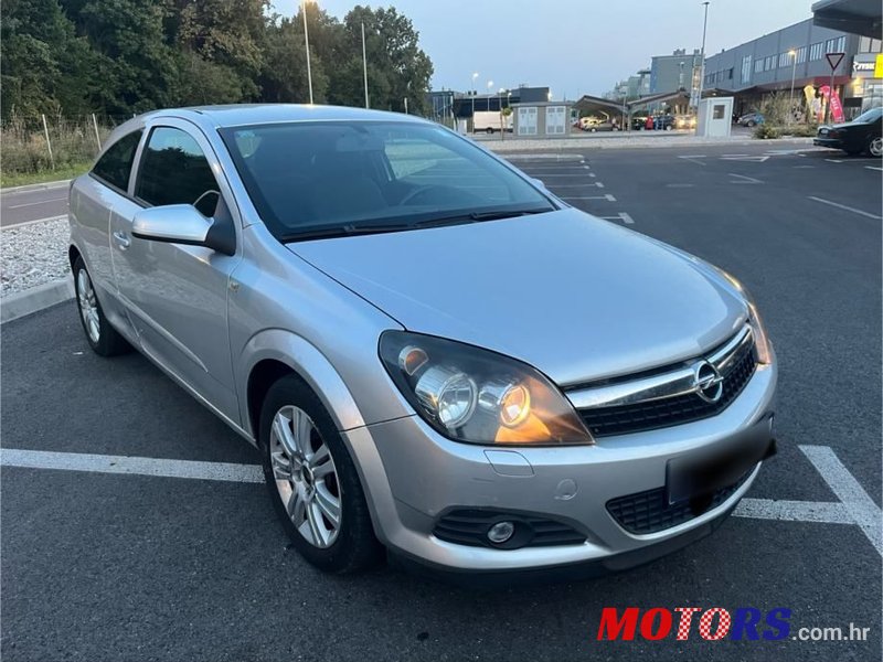 2008' Opel Astra 1,9Cdti photo #1