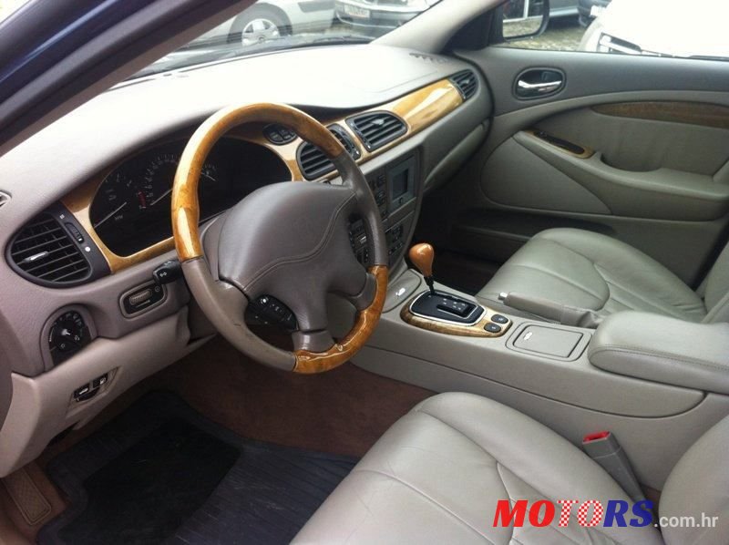 2000' Jaguar S-TYPE 2.5 V6 photo #6