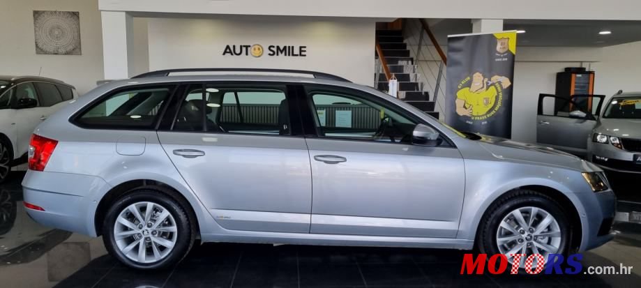 2018' Skoda Octavia Combi photo #5