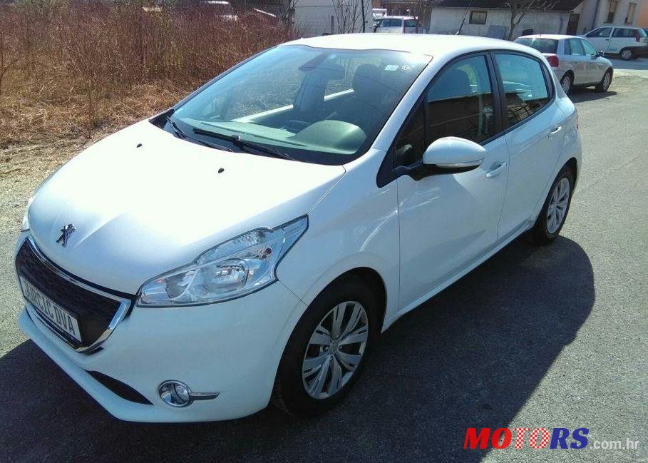 2013' Peugeot 208 1,4 Hdi photo #1