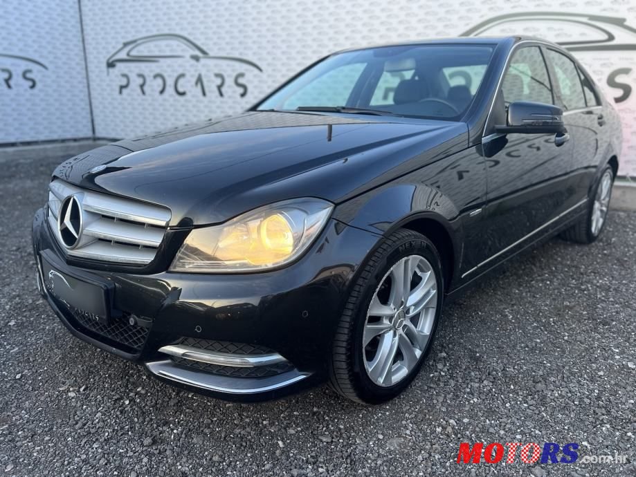 2012' Mercedes-Benz C-Klasa 200 Cdi photo #2