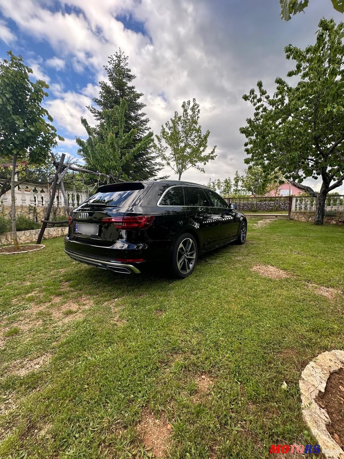 2019' Audi A4 Avant photo #6