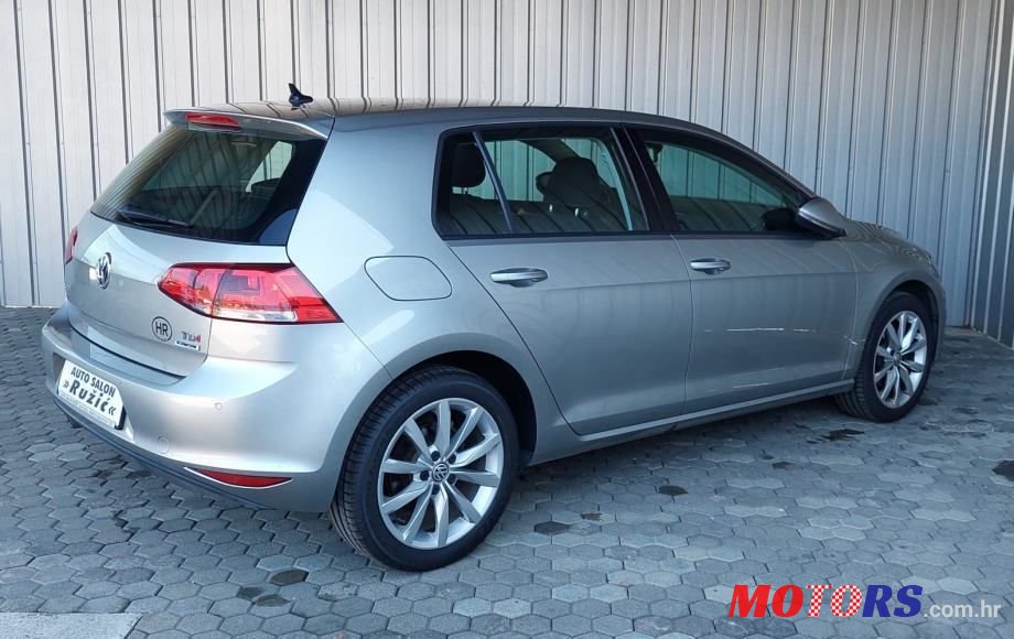 2015' Volkswagen Golf 7 1,6 Tdi photo #6