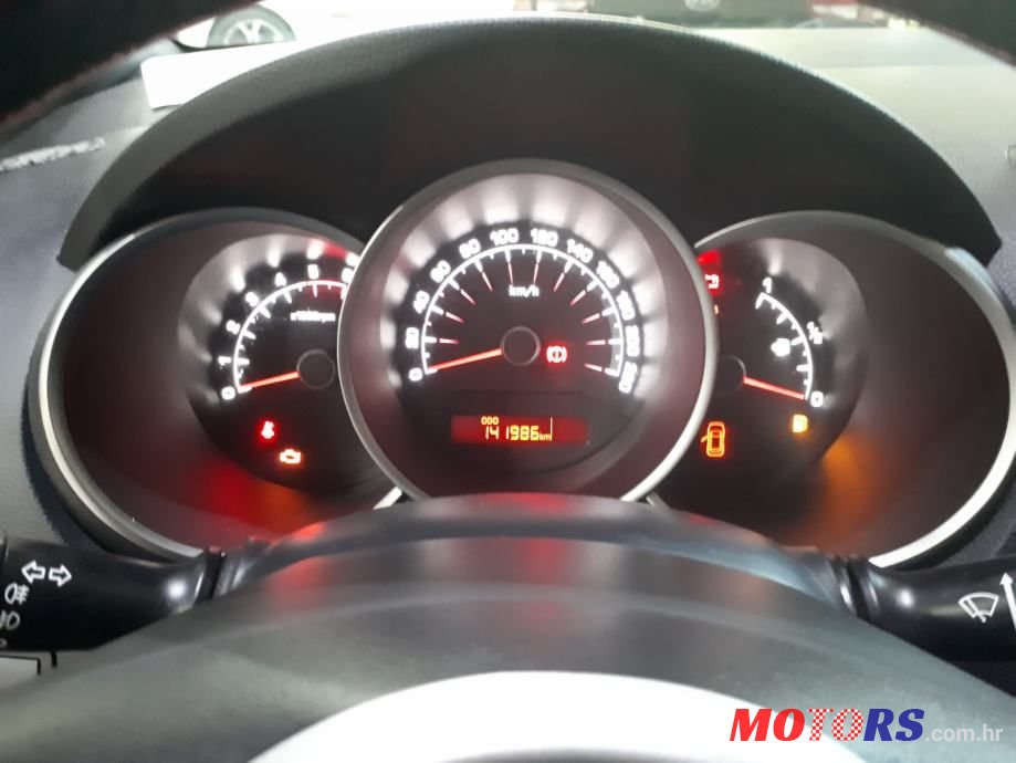 2016' Kia Venga 1.4 photo #5