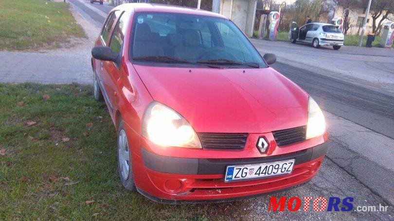 2004' Renault Clio 1,5 Dci photo #1