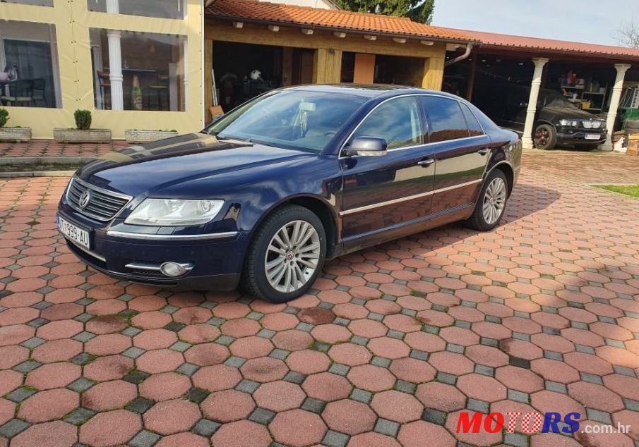 2008' Volkswagen Phaeton 3,0 V6 Tdi photo #1