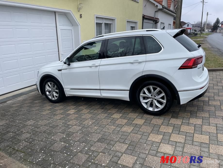 2017' Volkswagen Tiguan 2,0 Tdi Bmt photo #2