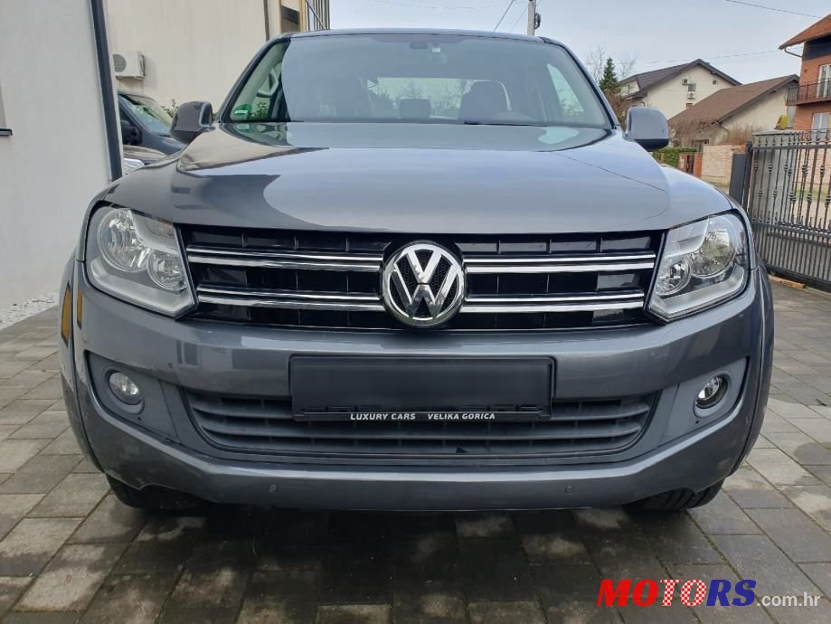 2015' Volkswagen Amarok 2.0 Tdi photo #2