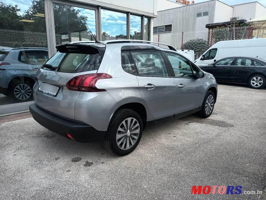 2018' Peugeot 2008 photo #5